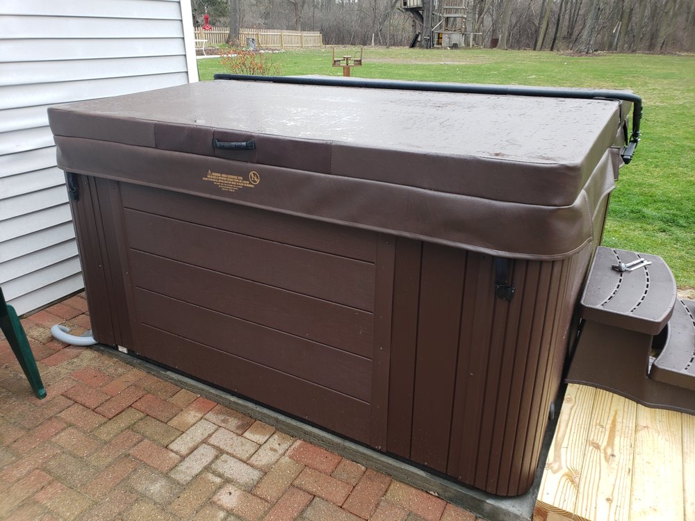 MOTOR CITY HOT TUBS, SWIM SPAS AND OUTDOOR LIVING 11 Photos & 12