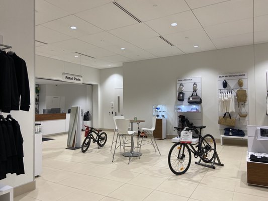 MOMENTUM BMW - Updated June 2024 - 126 Photos & 400 Reviews - 9570