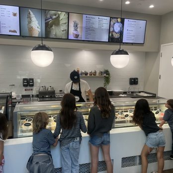 Freddo - Desserts Near Me - Miami, Florida