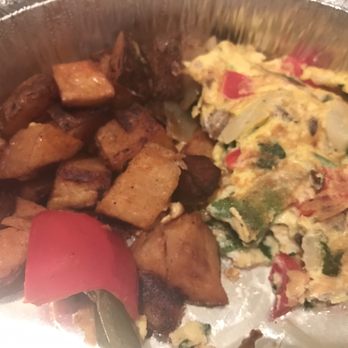 Zee Bagels - Vegetable omelette platter - Bagels Near Me - Brooklyn, New York