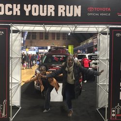Rock n' Roll USA Marathon - My cousin and me at the expo the day before the race
