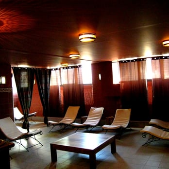 Azhar - salle de détente - Massage Near Me - Roubaix, 59 Azhar - salle de détente - Massage Near Me - Roubaix, 59