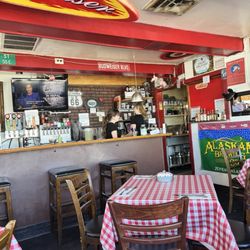 Red Rock Cafe & Back Door BBQ - Dining area