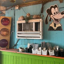 Archie's Seabreeze