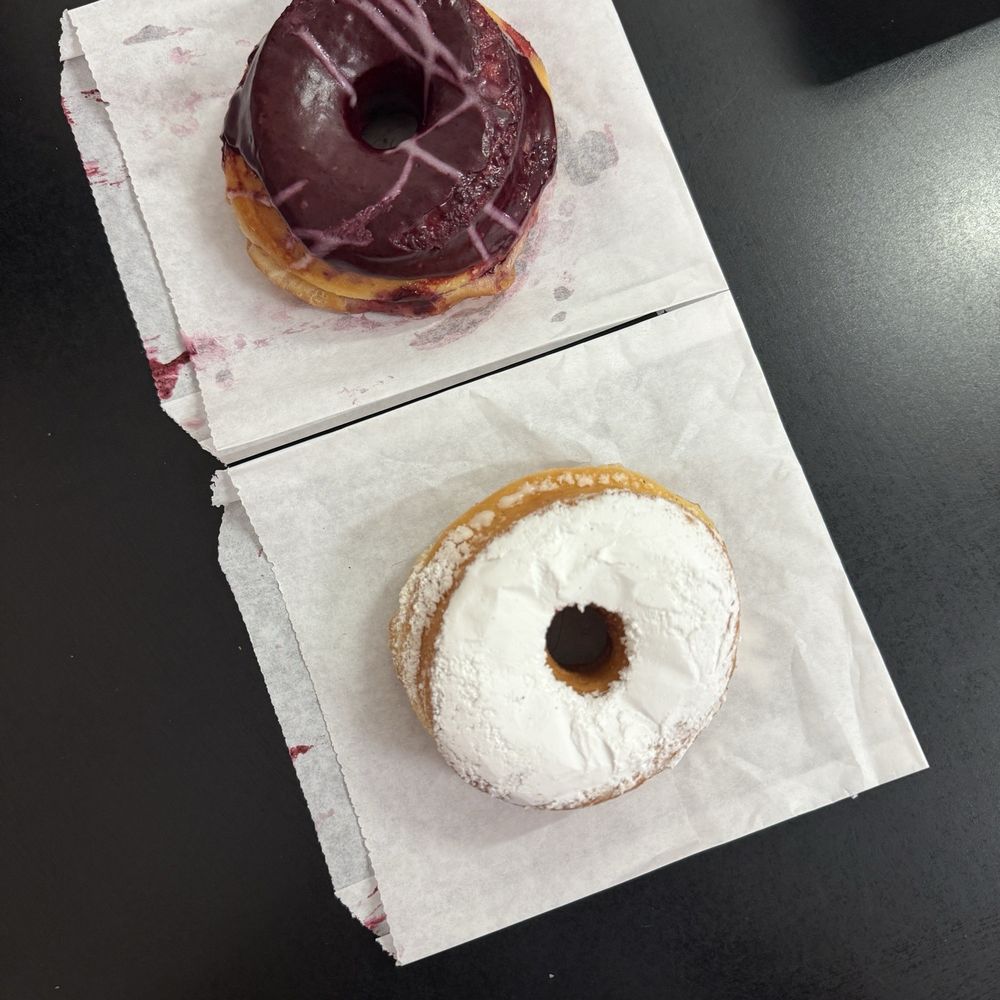 Top: Blueberry basil, Bottom: Strawberry chai Top: Blueberry basil, Bottom: Strawberry chai