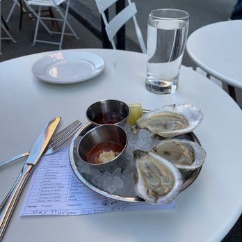 Neptune Oyster - Seafood Near Me - Boston, Massachusetts