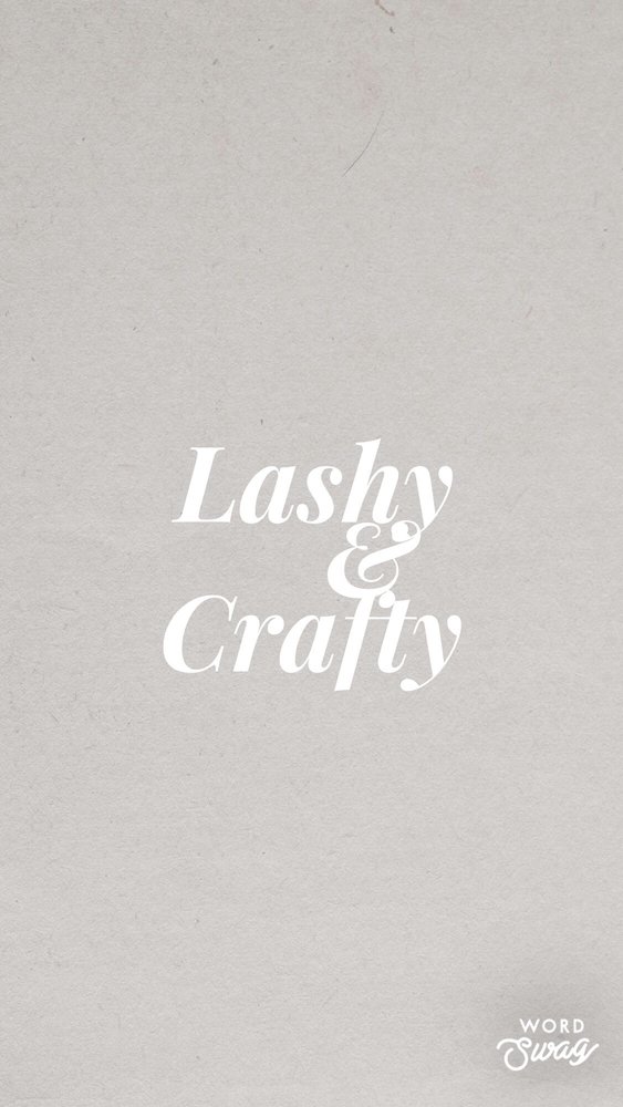 Lashes & Crafts Logo