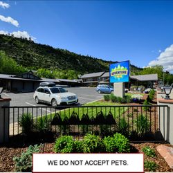 Adventure Inn Durango - Pets are not accepted.