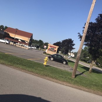 Dash's Market - Convenience Stores Near Me - Clarence, New York