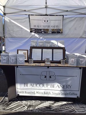 Sherman Oaks Farmers Market by null