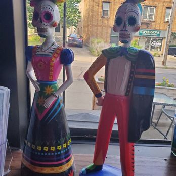 Tavo's Antojitos y Tequila - Mexican skeleton decorations - Mexican Near Me - Rochester, New York
