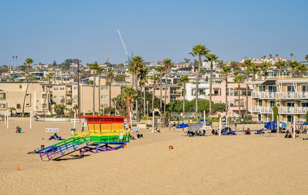 Hermosa Beach Pier by null