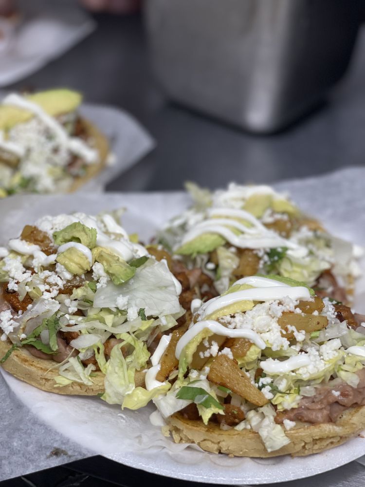 Food from Taco Inn Food Truck