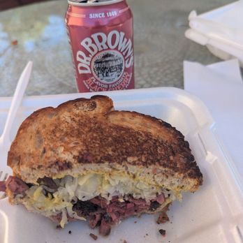 The Pastrami Project - Pastrami Reuben - Food Trucks Near Me - Orlando, Florida The Pastrami Project - Pastrami Reuben - Food Trucks Near Me - Orlando, Florida