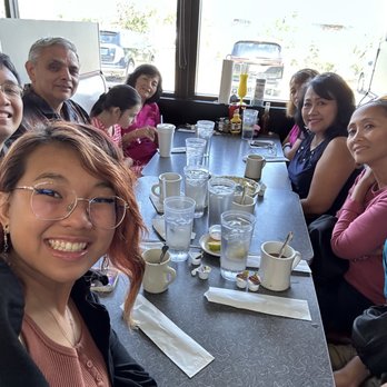 Daisy Dukes Diner - Family on vacay;summer 2023 - Southern Near Me - Kenner, Louisiana Daisy Dukes Diner - Family on vacay;summer 2023 - Southern Near Me - Kenner, Louisiana