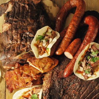 610 Smokehouse - Barbeque Near Me - Houston, Texas