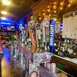 British Bulldog - Beer handles at the bar