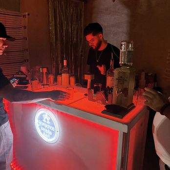 Borrachos Mobile Bar - Bartenders Near Me