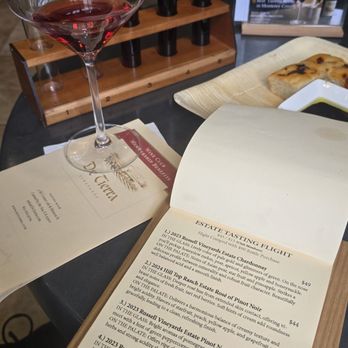 De Tierra Vineyards - Wineries Near Me - Carmel, California De Tierra Vineyards - Wineries Near Me - Carmel, California