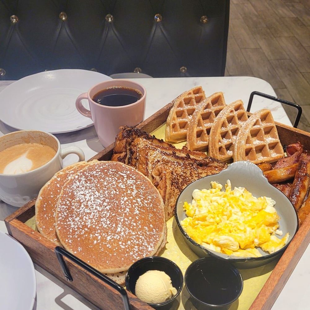 Haven Haus Cafe - Brunch board looks much better than it tastes almost everything lukewarm or cold except eggs - Breakfast & Brunch Near Me - Temecula, California Haven Haus Cafe - Brunch board looks much better than it tastes almost everything lukewarm or cold except eggs - Breakfast & Brunch Near Me - Temecula, California