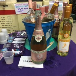 Shopping Center Wine & Liquor