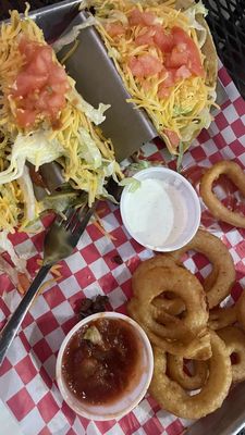 Spinn's Burger & Beer by null