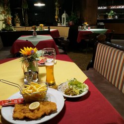 Gasthaus Zur Post - Schnitzel, French fries and side salad, 11,50 euro