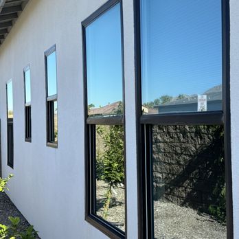 Priceless Window Cleaning - Window Washing Near Me