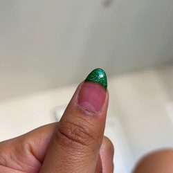 Eclipse Nail Bar - There are bubbles in my new fill :\ I got hurt and bled too