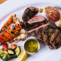 Pier Market Seafood Restaurant - Surf N Turf