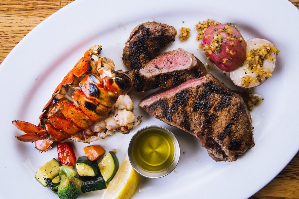 Pier Market Seafood Restaurant