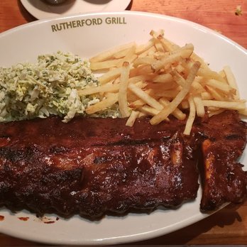 Rutherford Grill - Best ribs ever - American Near Me - Rutherford, California