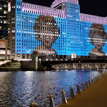 The Mart - Shopping Centers Near Me - Chicago, Illinois