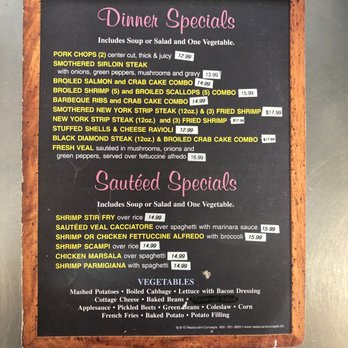 New Smithville Diner - Dinner Specials - Diners Near Me - Kutztown, Pennsylvania