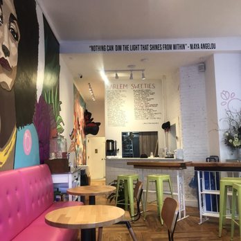 Avrilililly's Creamery - Inside - Gelato Near Me - New York, New York