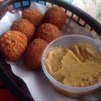 Waterkant - Betterballen - Pubs Near Me - Amsterdam, New Hampshire
