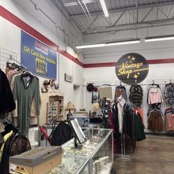 Red Racks Thrift Store - Vintage Shop