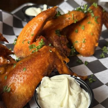 Smoke - Pineapple Habanero Wings - Beer Bar Near Me - Lonsdale, Minnesota Smoke - Pineapple Habanero Wings - Beer Bar Near Me - Lonsdale, Minnesota