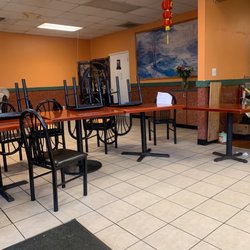 Double Dragon - Dining area closed