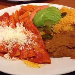 El Bucanero - Non Tex-Mex enchiladas
