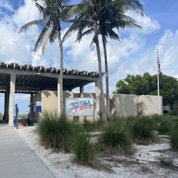 Siesta Key Beach - Beaches Near Me - Sarasota, Florida