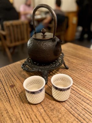 Mountain House - Times Square 川山甲 by null