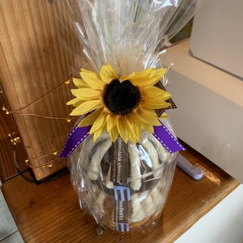 Nothing Bundt Cakes - Desserts Near Me - Goleta, California