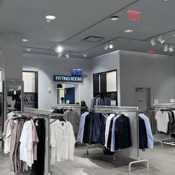 H&M - Women's Clothing Near Me - Kapolei, Hawaii