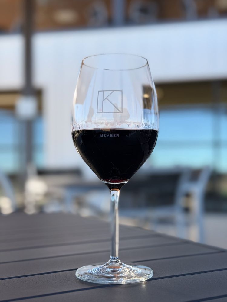K Estate Vineyards Logo