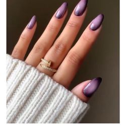 J'adore nail bar - The colors I wanted; dark purple with lighter on top "Aura" nail design