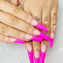 Tiffany's Nails & Spa