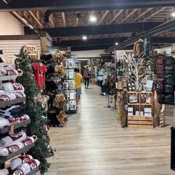Whitefish Gift & Gear - Honey Near Me - Whitefish, Montana Whitefish Gift & Gear - Honey Near Me - Whitefish, Montana