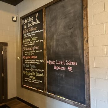 508 Locals - Rotating cocktail menu - American Near Me - Norfolk, Virginia