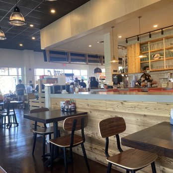 Kihei Caffe Lahaina - Breakfast & Brunch Near Me - Lahaina, Hawaii